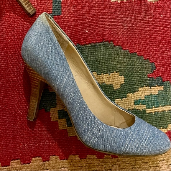 Kelly & Katie Blue Denim & Wood Heels, sz 8 1/2 - Picture 2 of 6